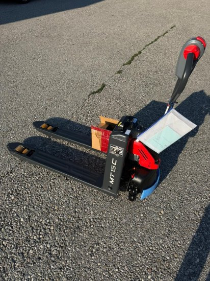 Linde Niederhubwagen MT15C - Тележка: фото 1 Linde Niederhubwagen MT15C - Тележка: фото 1