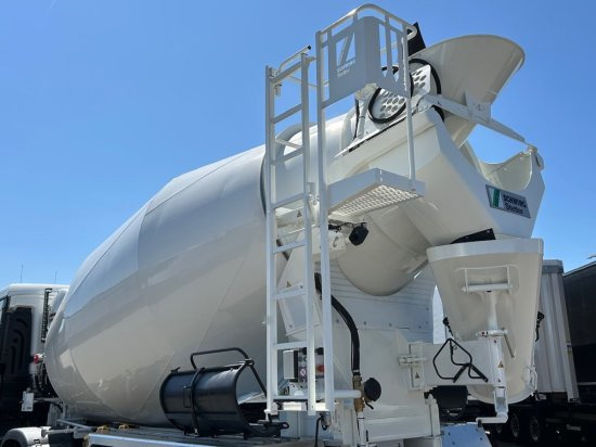 Новый Автобетоносмеситель MAN 35.480 8x4, Betonmischer, Schwing Stetter 10 m³, 36 Tonnen: фото 10 Новый Автобетоносмеситель MAN 35.480 8x4, Betonmischer, Schwing Stetter 10 m³, 36 Tonnen: фото 10