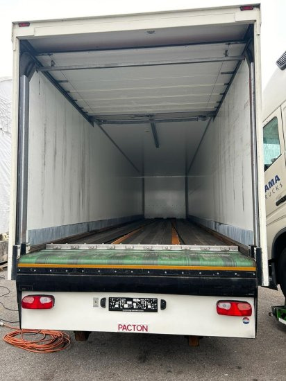 Pacton TRD 345, 3-Achs Rollboden, Kofferauflieger, Förderband, 2xLenkachse! - Полуприцеп-фургон: фото 5 Pacton TRD 345, 3-Achs Rollboden, Kofferauflieger, Förderband, 2xLenkachse! - Полуприцеп-фургон: фото 5