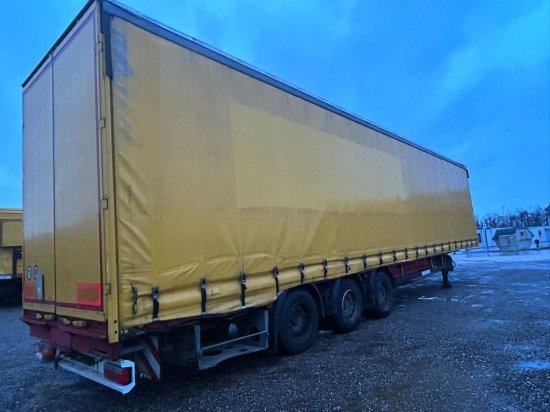 Schwarzmüller ,Fahrzeugtransporter, Mulde + Hubdach, Edscha-Verdeck, Auffahrtsrampen - Тентованный полуприцеп: фото 4 Schwarzmüller ,Fahrzeugtransporter, Mulde + Hubdach, Edscha-Verdeck, Auffahrtsrampen - Тентованный полуприцеп: фото 4
