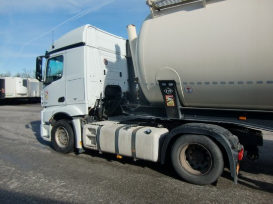 Mercedes-Benz Actros 1845, MP4 - Тягач: фото 5 Mercedes-Benz Actros 1845, MP4 - Тягач: фото 5