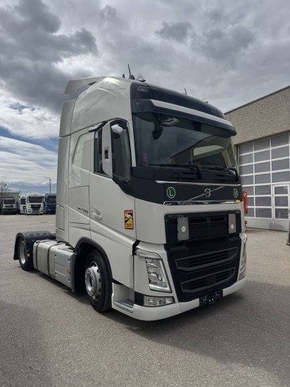 Volvo FH 500 E6, Low Deck , Standklima, 2 Stück - Тягач: фото 1 Volvo FH 500 E6, Low Deck , Standklima, 2 Stück - Тягач: фото 1