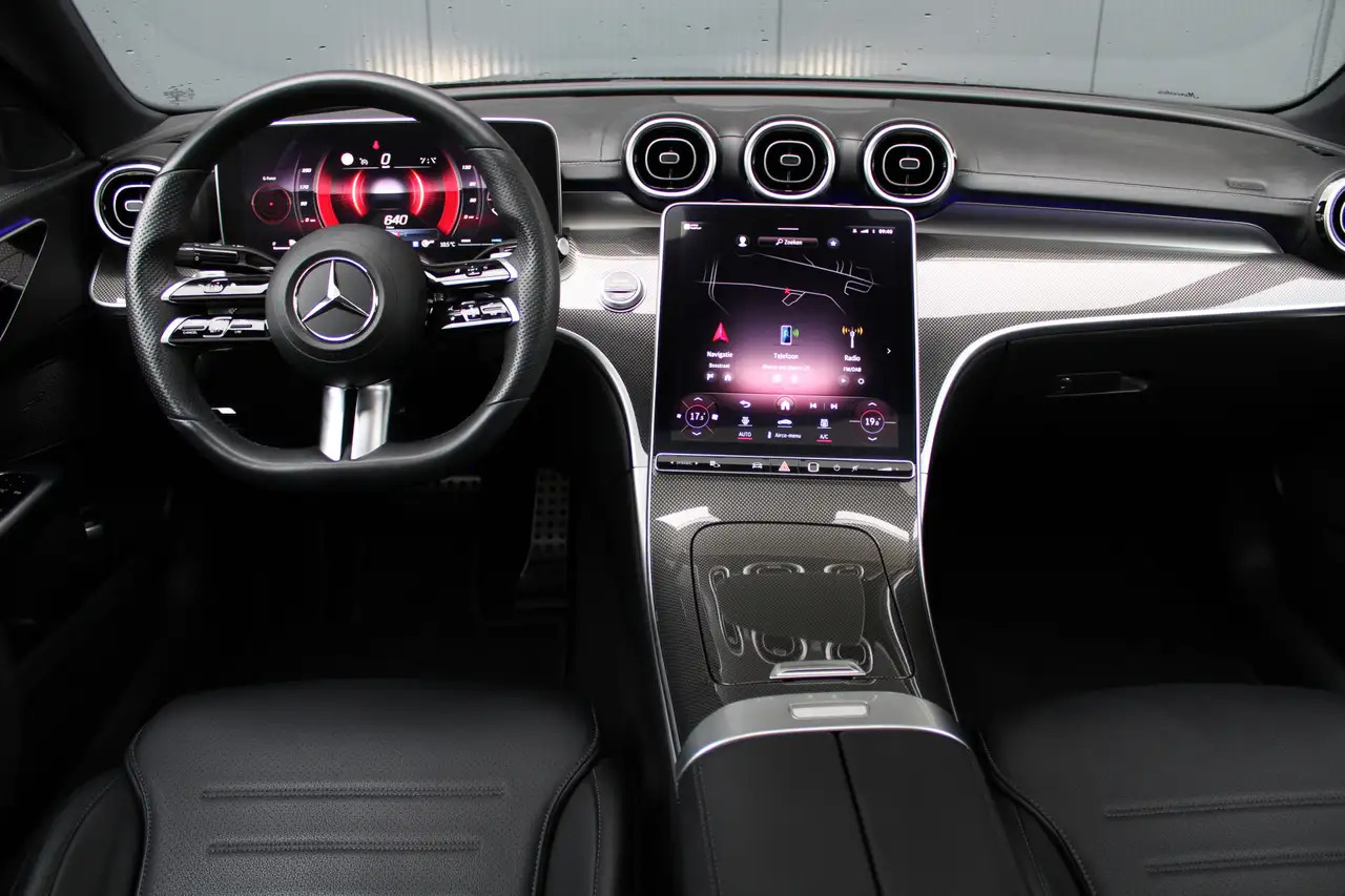 Mercedes-Benz C-klasse AMG-line (Nightpakket, Sfeerverlichting, - Легковой автомобиль: фото 3 Mercedes-Benz C-klasse AMG-line (Nightpakket, Sfeerverlichting, - Легковой автомобиль: фото 3