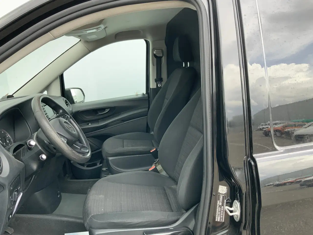 Mercedes-Benz Vito 116 CDI Lang Automaat Airco Cruise Camera Navi Sid - Цельнометаллический фургон: фото 5 Mercedes-Benz Vito 116 CDI Lang Automaat Airco Cruise Camera Navi Sid - Цельнометаллический фургон: фото 5