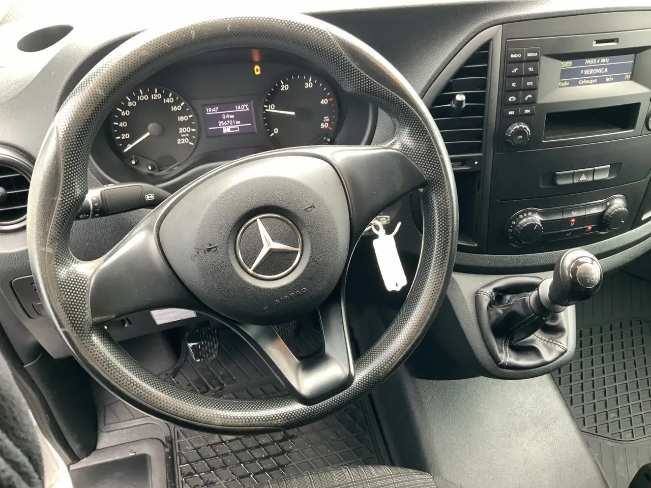 Малотоннажный рефрижератор Mercedes-Benz Vito koeling konvekta Koelauto 111 CDI Functional Lang: фото 6