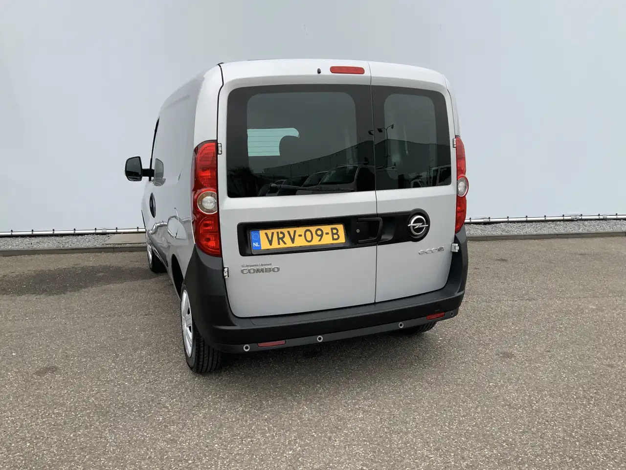 Opel Combo 1.3 CDTi L1H1 Edition Airco Euro 6 - Цельнометаллический фургон: фото 2 Opel Combo 1.3 CDTi L1H1 Edition Airco Euro 6 - Цельнометаллический фургон: фото 2