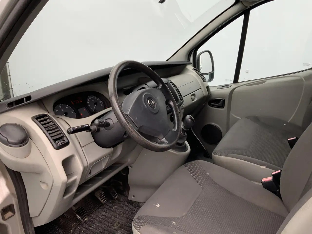 Opel Vivaro 2.0 CDTI L1H1 Airco Cruise 3 Zits Trekhaak 2000 kg - Цельнометаллический фургон: фото 5 Opel Vivaro 2.0 CDTI L1H1 Airco Cruise 3 Zits Trekhaak 2000 kg - Цельнометаллический фургон: фото 5