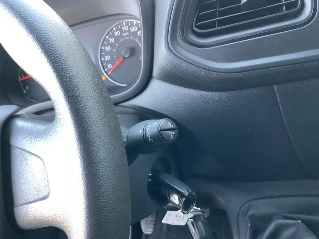 Renault Master T35 2.3 dCi 135 L2H2 Airco Cruise Navi Side Bar Ca - Цельнометаллический фургон: фото 4 Renault Master T35 2.3 dCi 135 L2H2 Airco Cruise Navi Side Bar Ca - Цельнометаллический фургон: фото 4