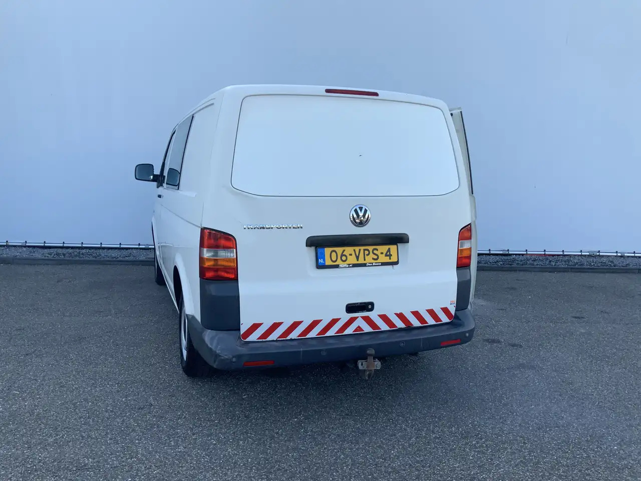 Volkswagen T5 Transporter 2.5 TDI 300 Budgetline Automaat DubCab Airco Trekh - Грузопассажирский фургон: фото 2 Volkswagen T5 Transporter 2.5 TDI 300 Budgetline Automaat DubCab Airco Trekh - Грузопассажирский фургон: фото 2