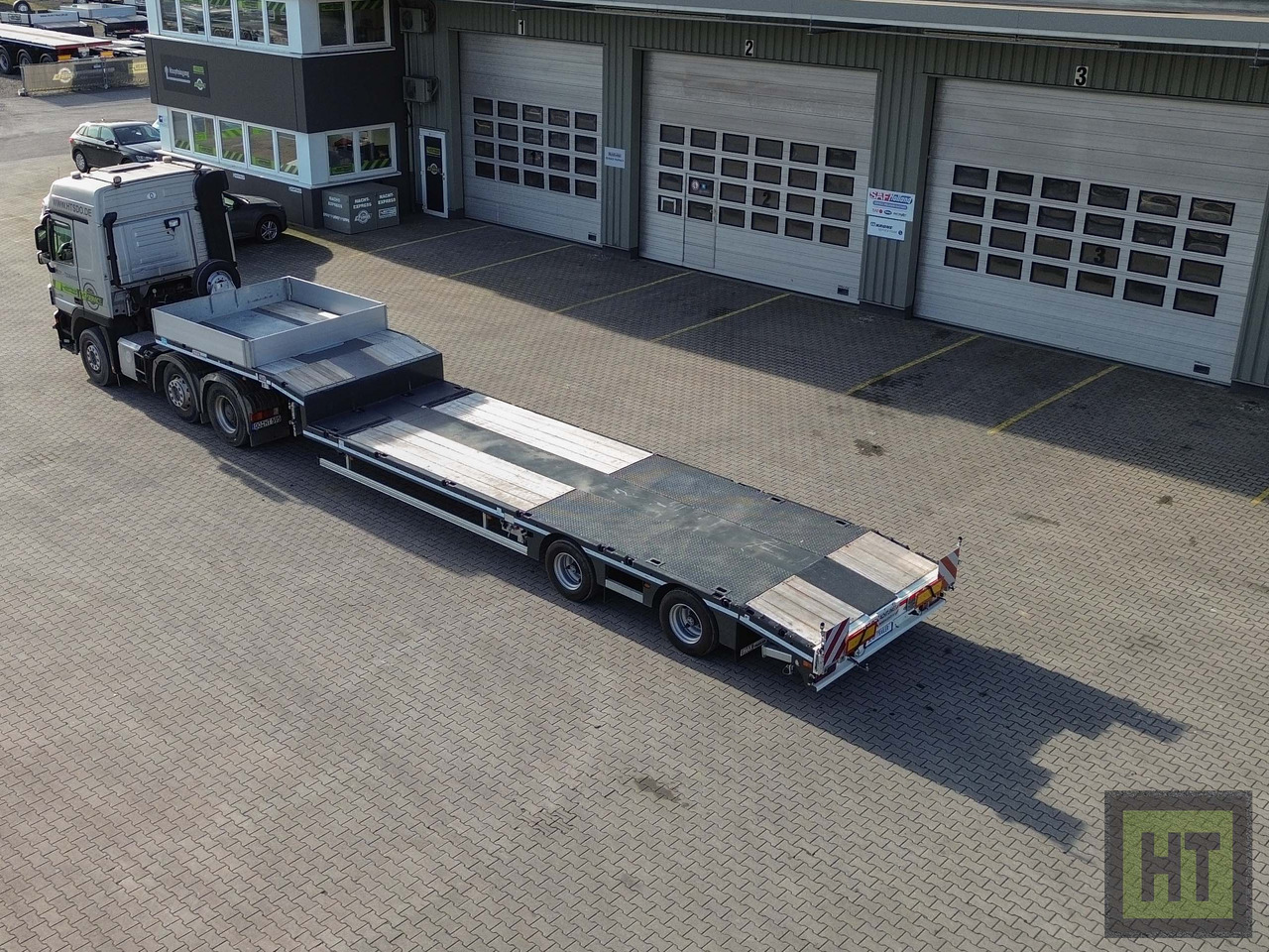 Faymonville MAX Trailer 2-Achs-Tele-Semi-Sattelauflieger-zwangsgelenkt - Низкорамный полуприцеп: фото 1 Faymonville MAX Trailer 2-Achs-Tele-Semi-Sattelauflieger-zwangsgelenkt - Низкорамный полуприцеп: фото 1