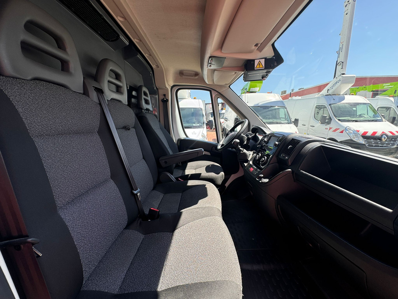 Малотоннажный рефрижератор Fiat Ducato 250 Kühlkastenwagen 3 Kammern EURO 6: фото 21