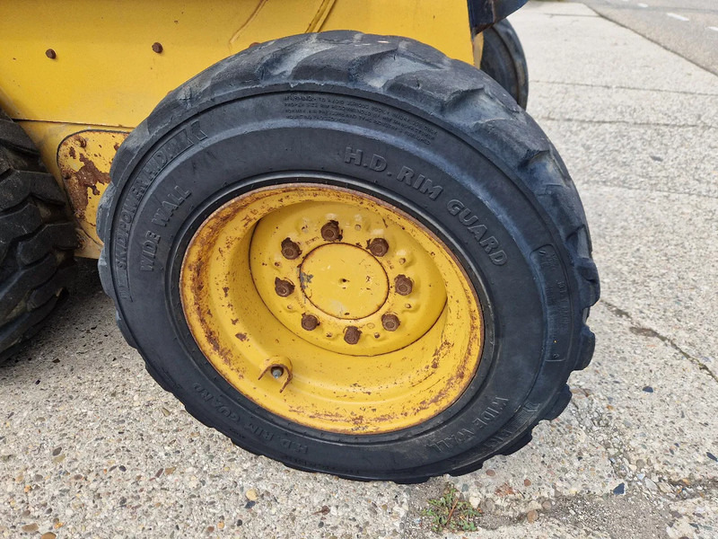 Мини-погрузчик с бортовым поворотом Caterpillar 216B3 schranklader met 1191 uur: фото 10 Мини-погрузчик с бортовым поворотом Caterpillar 216B3 schranklader met 1191 uur: фото 10