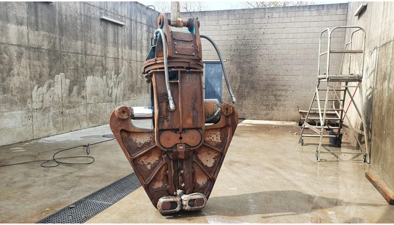 Komatsu JCYC17 schrootschaar en betonvergruizer - Гидроножницы для Строительной техники: фото 2 Komatsu JCYC17 schrootschaar en betonvergruizer - Гидроножницы для Строительной техники: фото 2