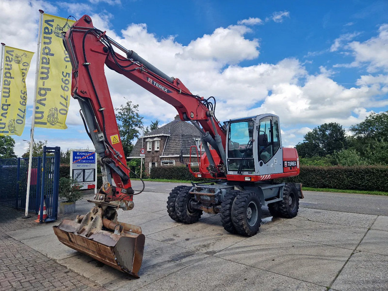 Terex TW160 inclusief kantelbak (1.98m.) - Колёсный экскаватор: фото 1 Terex TW160 inclusief kantelbak (1.98m.) - Колёсный экскаватор: фото 1