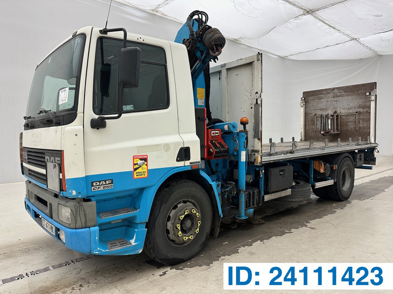 DAF CF75.250* - Грузовик бортовой/ Платформа, Автоманипулятор: фото 1 DAF CF75.250* - Грузовик бортовой/ Платформа, Автоманипулятор: фото 1