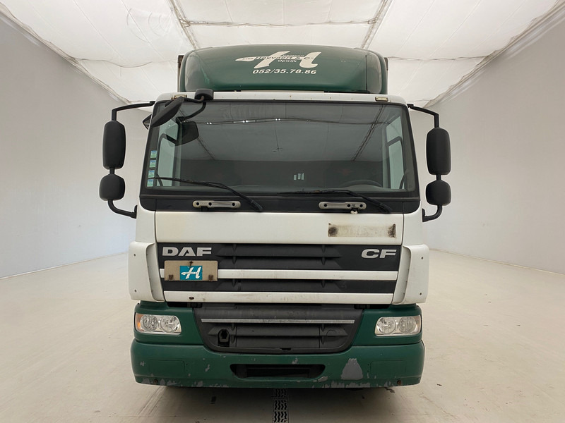 DAF CF75.250 - damaged engine* - Грузовик с закрытым кузовом: фото 2 DAF CF75.250 - damaged engine* - Грузовик с закрытым кузовом: фото 2