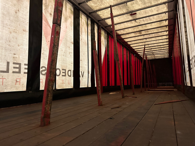 LAG Tautliner - Тентованный полуприцеп: фото 5 LAG Tautliner - Тентованный полуприцеп: фото 5