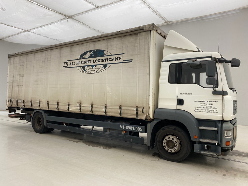 MAN TGA 18.320* - Тентованный грузовик: фото 3 MAN TGA 18.320* - Тентованный грузовик: фото 3