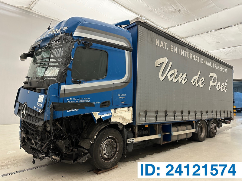 Mercedes-Benz Actros 2642 - 6x2* - Тентованный грузовик: фото 1 Mercedes-Benz Actros 2642 - 6x2* - Тентованный грузовик: фото 1