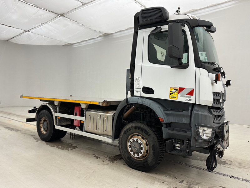 Mercedes-Benz Arocs 1836 - 4x4** - Грузовик бортовой/ Платформа: фото 3 Mercedes-Benz Arocs 1836 - 4x4** - Грузовик бортовой/ Платформа: фото 3