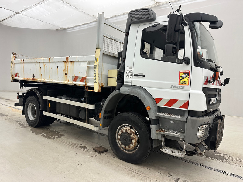 Mercedes-Benz Axor 1833 - 4x4* - Самосвал: фото 3 Mercedes-Benz Axor 1833 - 4x4* - Самосвал: фото 3