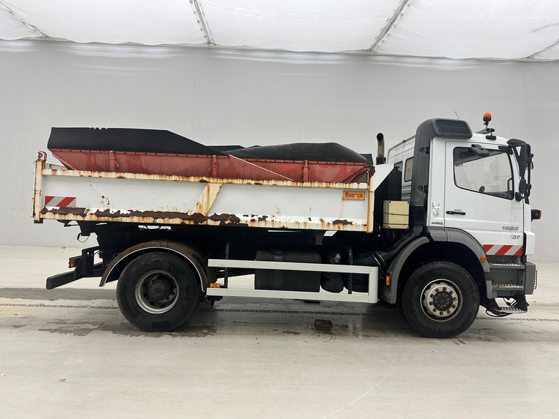 Mercedes-Benz Axor 1833* - Самосвал: фото 4 Mercedes-Benz Axor 1833* - Самосвал: фото 4