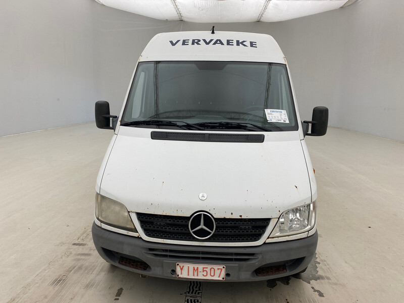 Mercedes-Benz Sprinter 311 CDi** - Цельнометаллический фургон: фото 2 Mercedes-Benz Sprinter 311 CDi** - Цельнометаллический фургон: фото 2