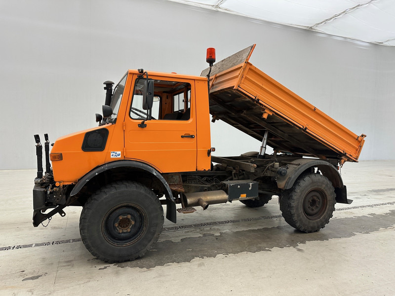 Mercedes-Benz Unimog U427 - Самосвал: фото 4 Mercedes-Benz Unimog U427 - Самосвал: фото 4