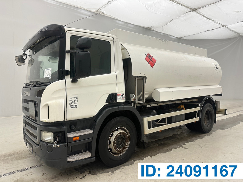 Scania P230 - Грузовик-цистерна: фото 1 Scania P230 - Грузовик-цистерна: фото 1