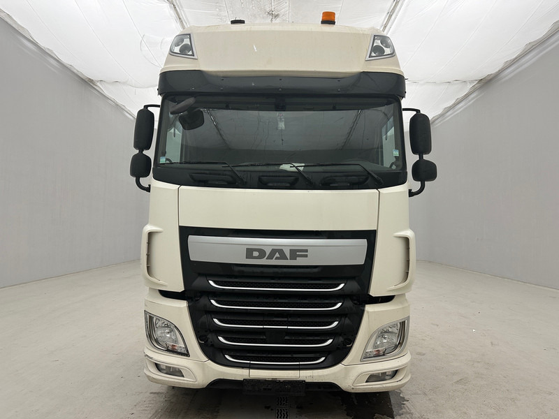 DAF XF 460 Super Space Cab - Тягач: фото 2 DAF XF 460 Super Space Cab - Тягач: фото 2