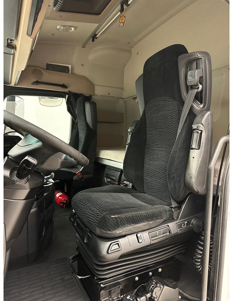 Тягач Mercedes-Benz Actros 1843*: фото 12 Тягач Mercedes-Benz Actros 1843*: фото 12