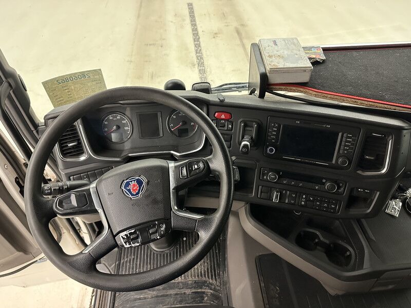 Тягач Scania R450: фото 9 Тягач Scania R450: фото 9