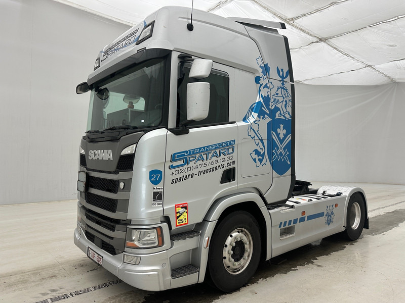 Тягач Scania R450: фото 1
