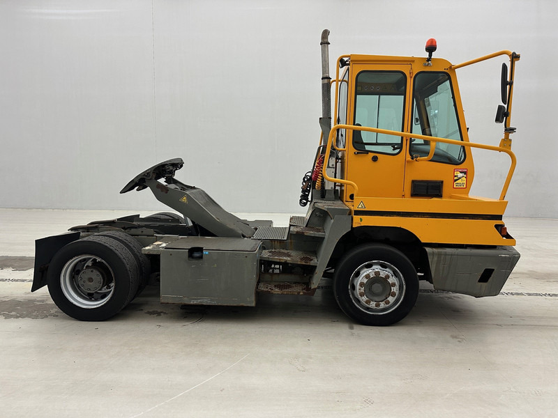 Terberg Terminal tractor - Тягач: фото 4 Terberg Terminal tractor - Тягач: фото 4