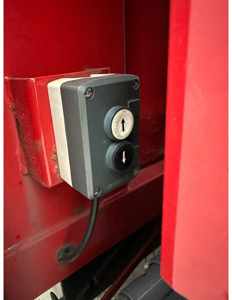 Volvo FL 220 - Тентованный грузовик: фото 5 Volvo FL 220 - Тентованный грузовик: фото 5