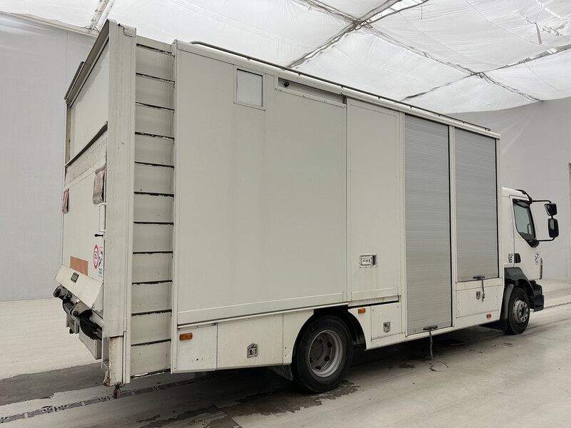 Volvo FL 240 - Грузовик с закрытым кузовом: фото 4 Volvo FL 240 - Грузовик с закрытым кузовом: фото 4