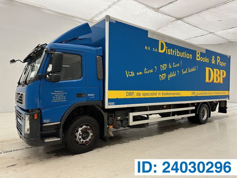 Volvo FM 300 " engine broken" - Грузовик с закрытым кузовом: фото 1 Volvo FM 300 " engine broken" - Грузовик с закрытым кузовом: фото 1