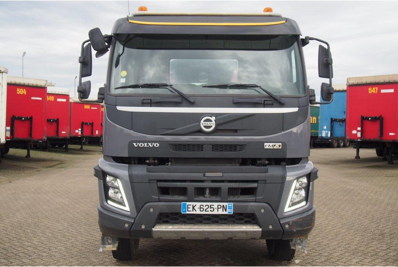 Volvo FMX 410 - 8x4 - Автобетоносмеситель: фото 2 Volvo FMX 410 - 8x4 - Автобетоносмеситель: фото 2