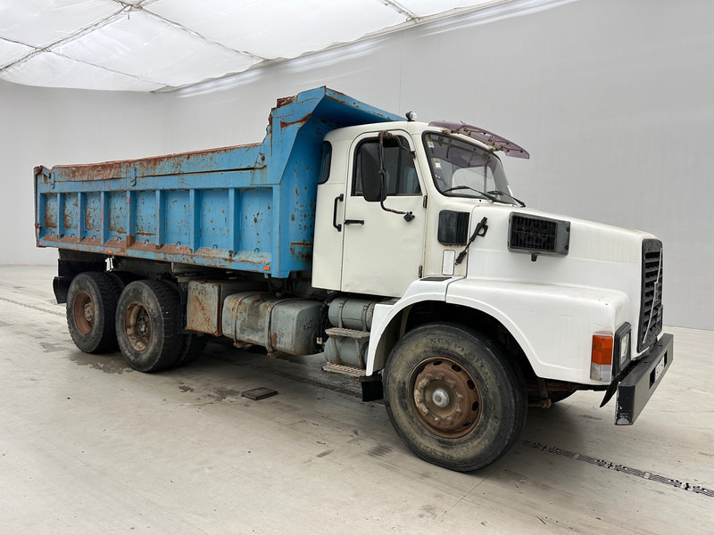 Volvo N10.320 - 6x4 - Самосвал: фото 3 Volvo N10.320 - 6x4 - Самосвал: фото 3