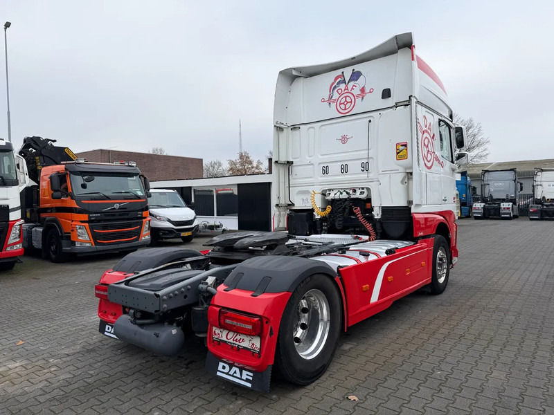 DAF XF 510 Super Spacecab Euro 6 Retarder - Тягач: фото 4 DAF XF 510 Super Spacecab Euro 6 Retarder - Тягач: фото 4