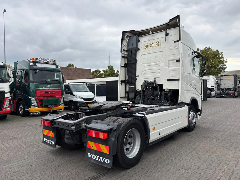 Volvo FH 500 Globetrotter Euro 6 - Тягач: фото 4 Volvo FH 500 Globetrotter Euro 6 - Тягач: фото 4