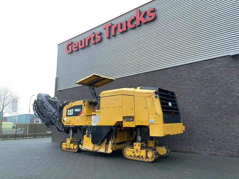 Caterpillar PM622 CRAWLER PROFILER/ASFALTFREESMACHINE/ASPHALTFRÄSEN-MASCHINE - Асфальтоукладочная техника: фото 4 Caterpillar PM622 CRAWLER PROFILER/ASFALTFREESMACHINE/ASPHALTFRÄSEN-MASCHINE - Асфальтоукладочная техника: фото 4