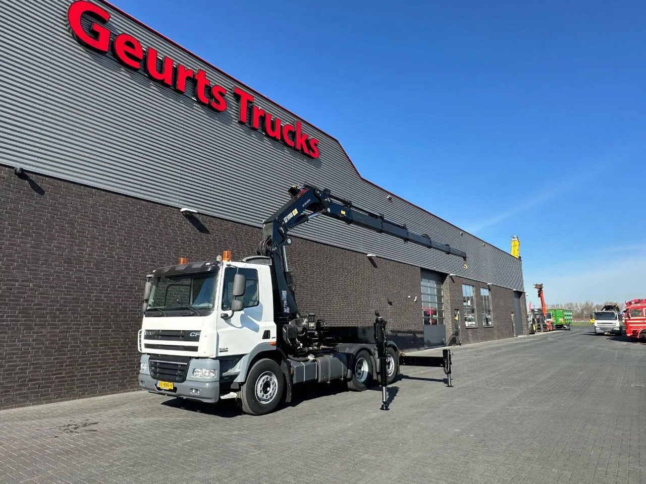 DAF CF 85 410 6X2 + HIAB 422EP-5 HIPRO TREKKER/SATTE - Автоманипулятор: фото 4 DAF CF 85 410 6X2 + HIAB 422EP-5 HIPRO TREKKER/SATTE - Автоманипулятор: фото 4