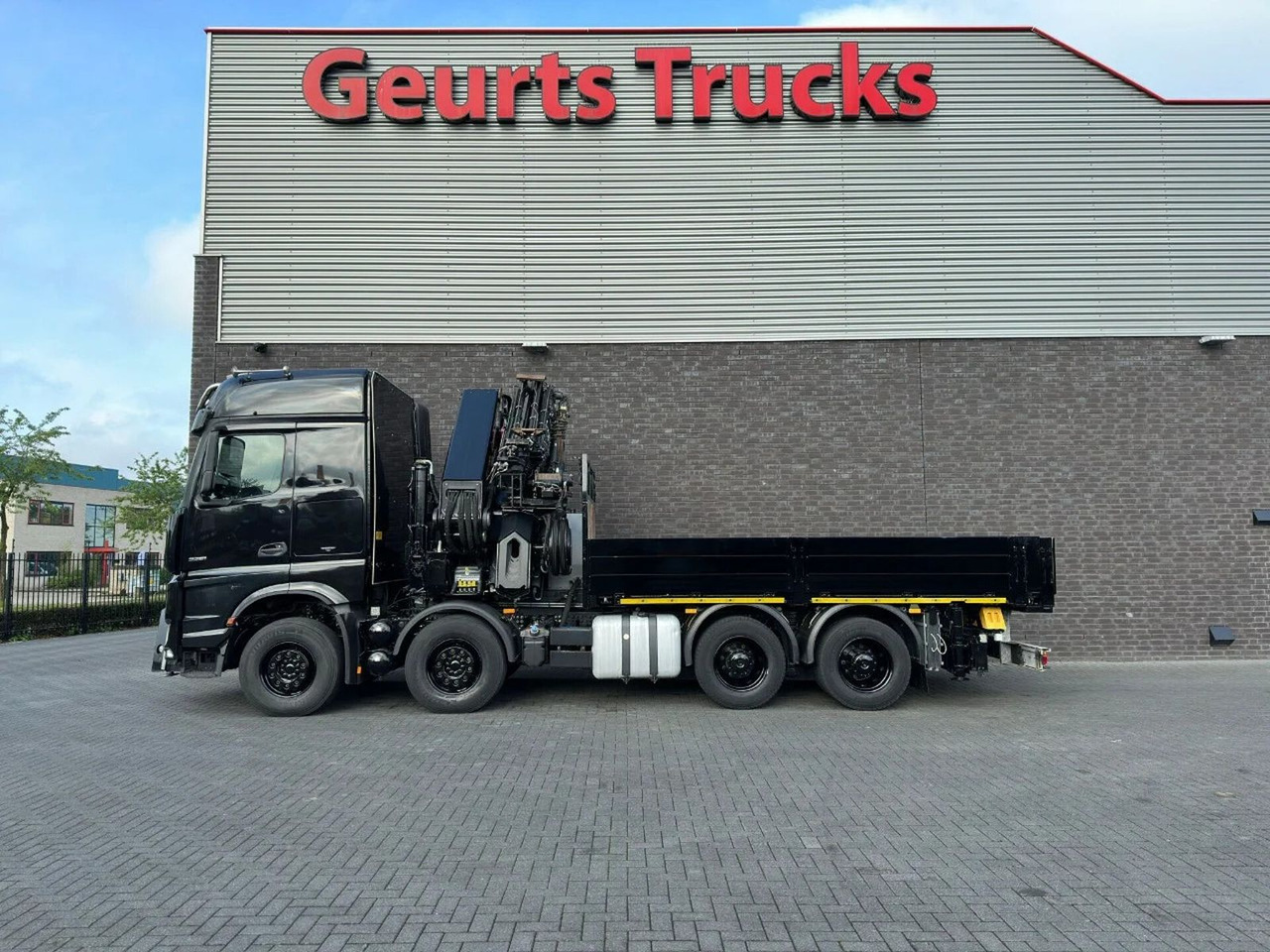 Автоманипулятор Mercedes-Benz Arocs 3251 8X4 + HIAB 1058 E-8 + JIB 150X-6 JDC: фото 6