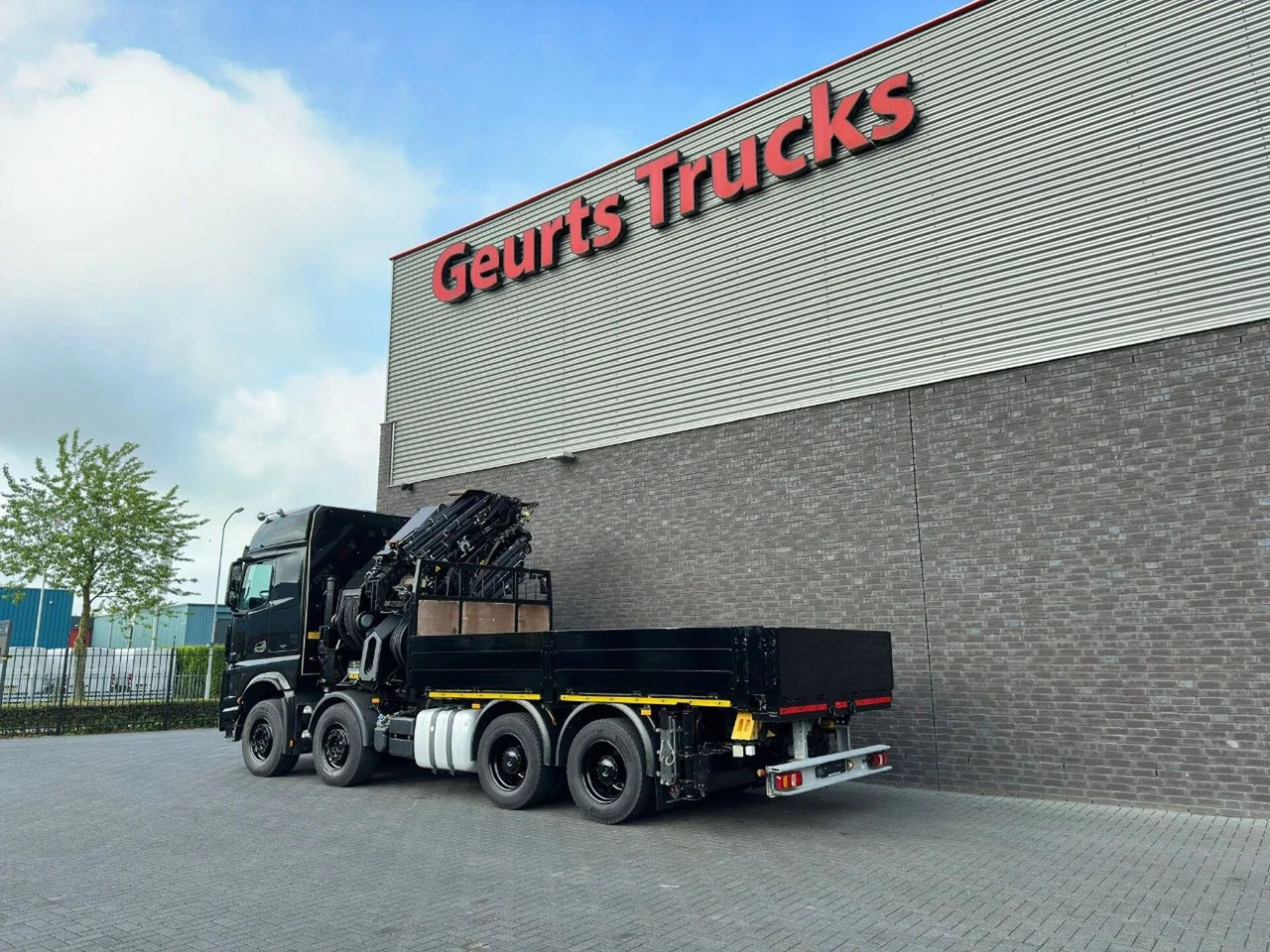 Автоманипулятор Mercedes-Benz Arocs 3251 8X4 + HIAB 1058 E-8 + JIB 150X-6 JDC: фото 7