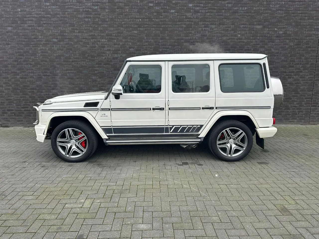 Mercedes-Benz G 63 AMG - Внедорожник: фото 2 Mercedes-Benz G 63 AMG - Внедорожник: фото 2