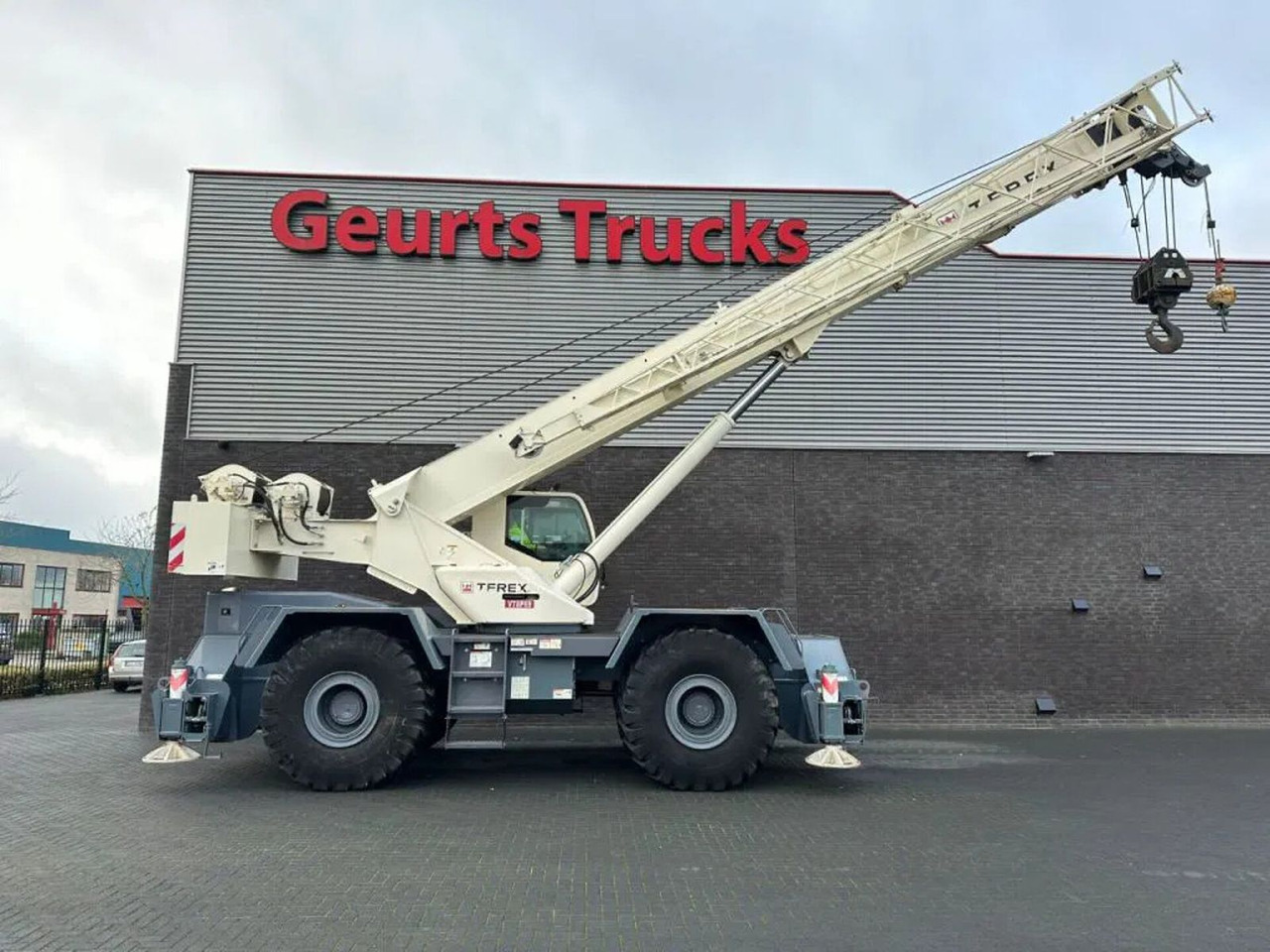 Terex RT780 ROUGH TERRAIN CRANE + JIB - Башенный кран: фото 4 Terex RT780 ROUGH TERRAIN CRANE + JIB - Башенный кран: фото 4