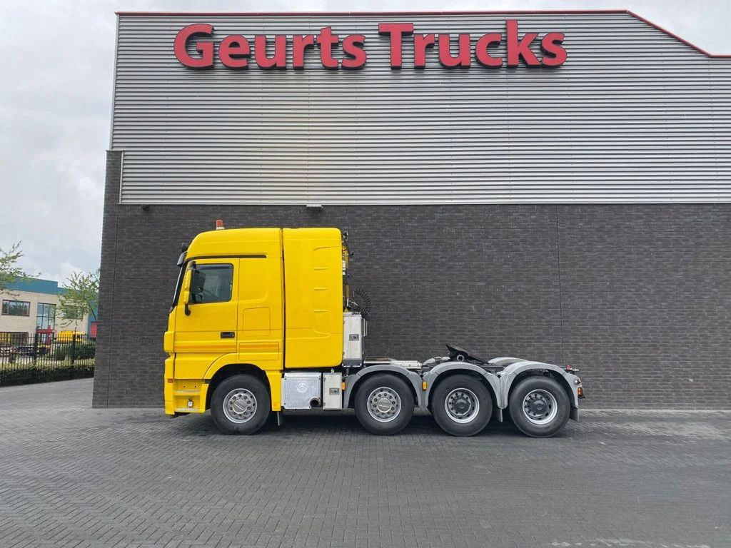 Mercedes-Benz Actros 4165 V8 8X4 SLT TITAN HEAVY DUTY TRACTOR - Тягач: фото 1 Mercedes-Benz Actros 4165 V8 8X4 SLT TITAN HEAVY DUTY TRACTOR - Тягач: фото 1