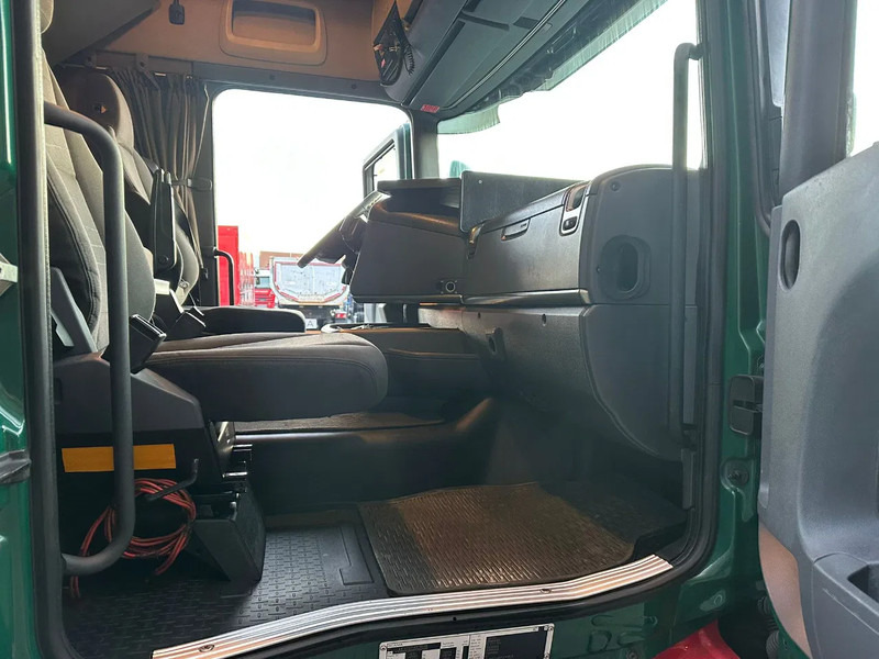 Тягач Scania R490: фото 17 Тягач Scania R490: фото 17