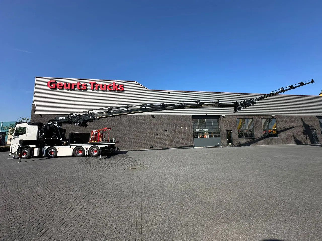 Volvo FH 540 8X4F R TREKKER / BAKWAGEN MET EFFER 1405/ - Тягач: фото 4 Volvo FH 540 8X4F R TREKKER / BAKWAGEN MET EFFER 1405/ - Тягач: фото 4